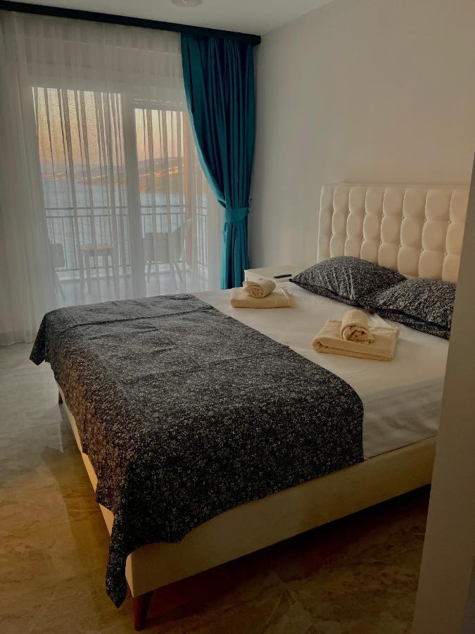 Beach Front Apartment Bogazici Kültér fotó